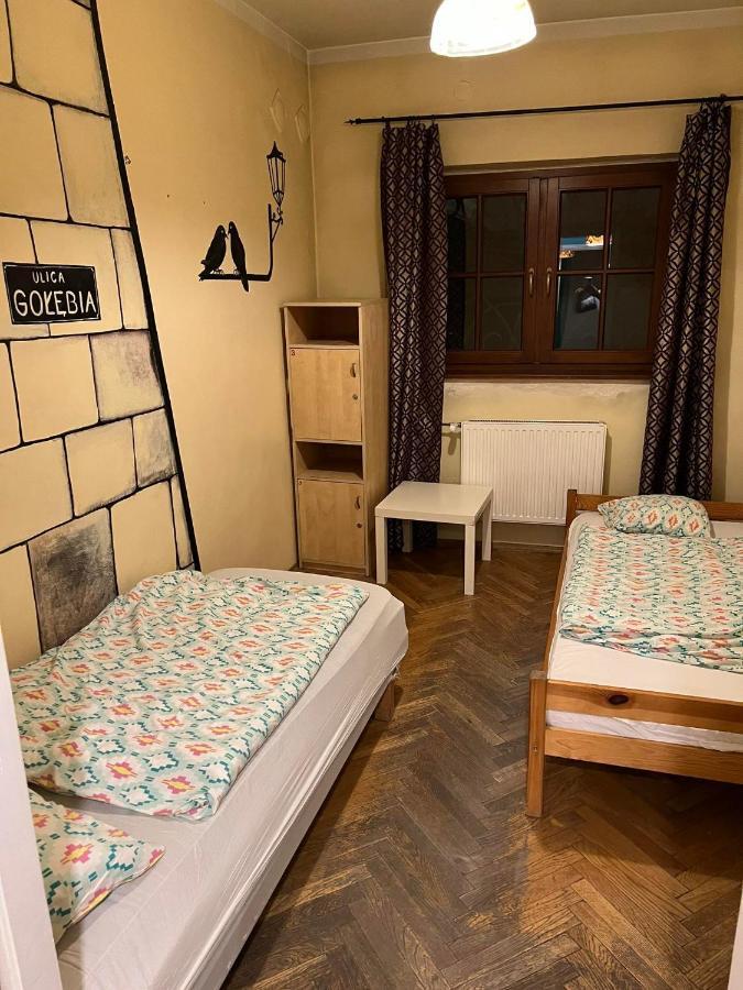 50 People Bis Apartment Krakau Buitenkant foto
