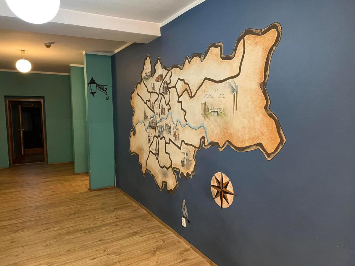 50 People Bis Apartment Krakau Buitenkant foto
